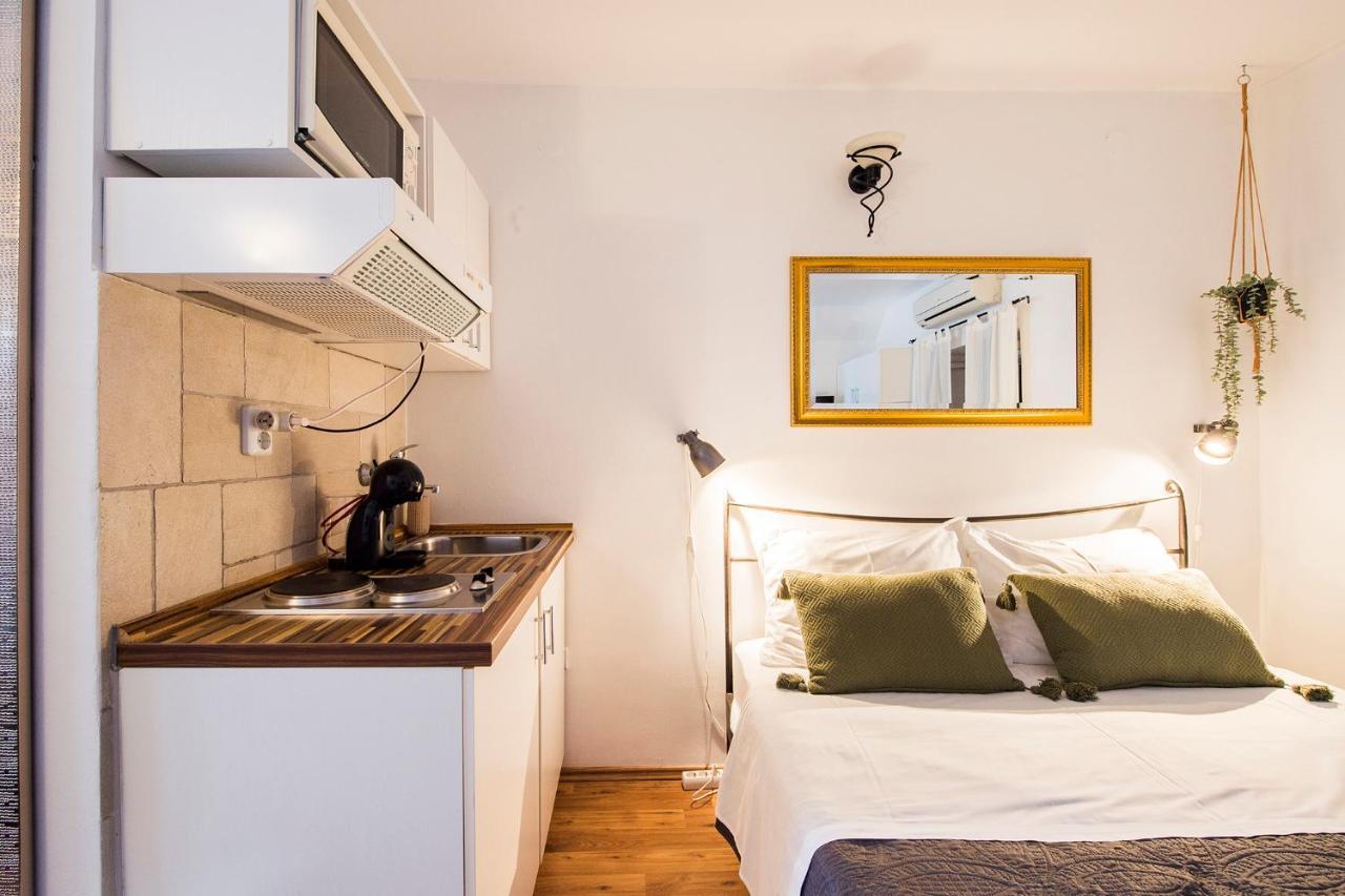 Apartments Leticia スプリト エクステリア 写真